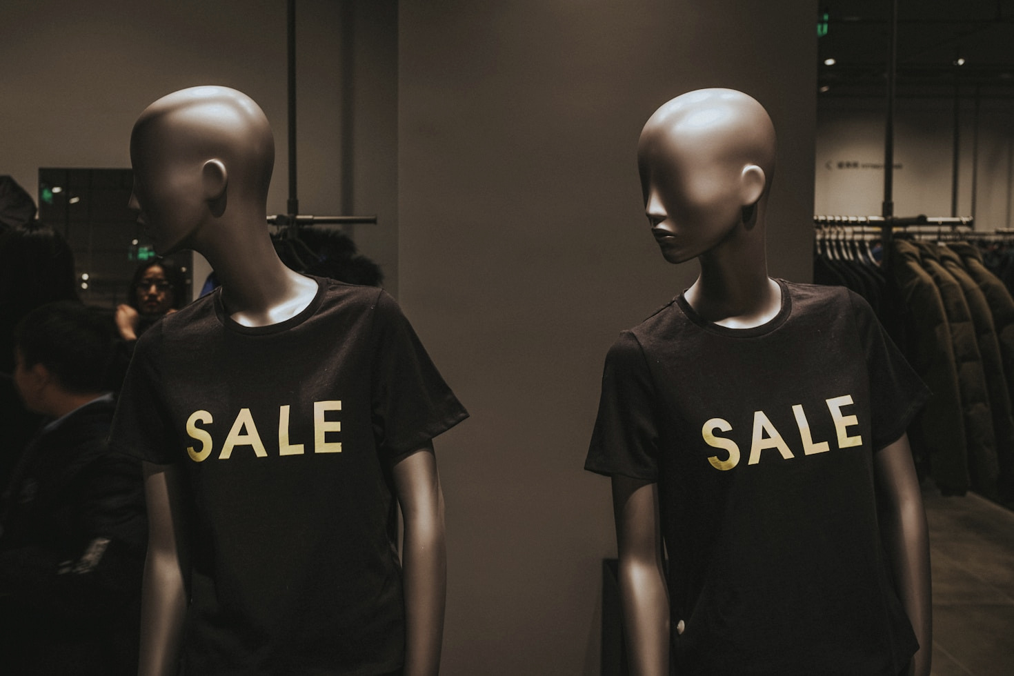 How AI Revolutionizes Finding Deals